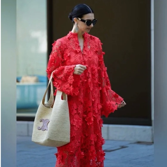 J.Marie Dresses & Skirts - NWT J.Marie Seraphina Floral 3D Lace Split Round Button Up Neck Shift Dress Sz M